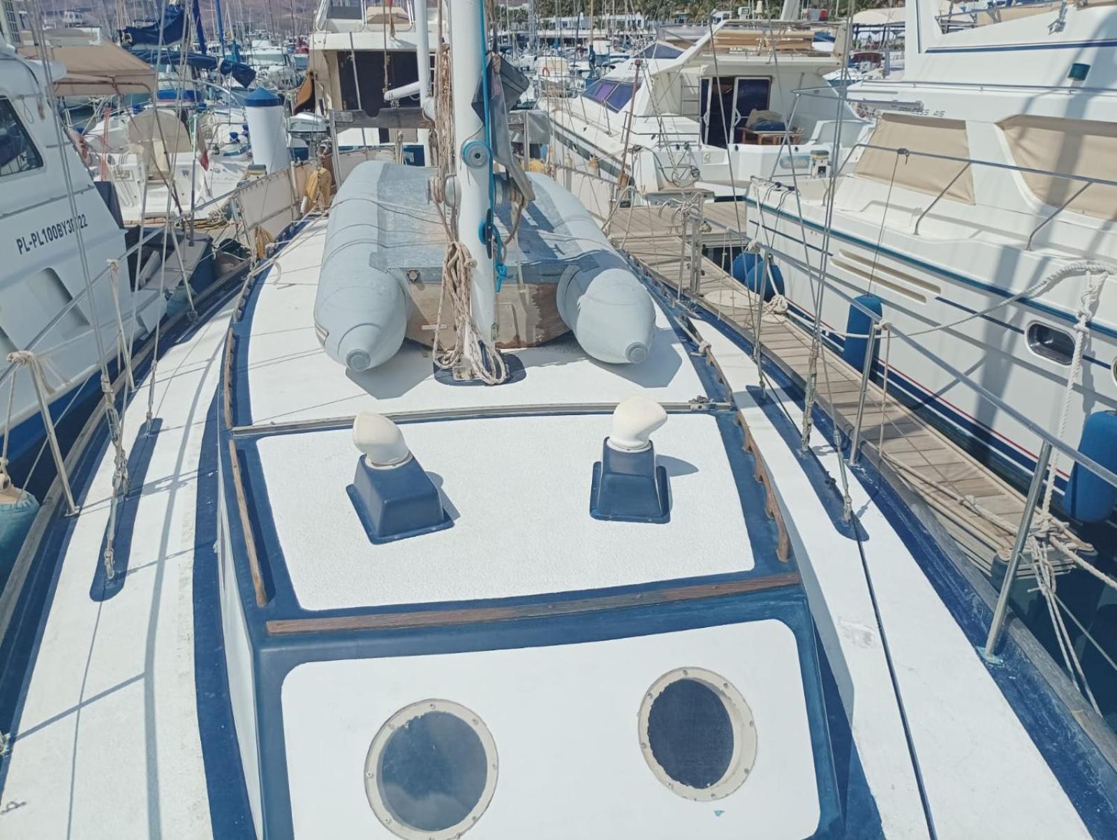 Botel Marina Oasis, Your Boatel *