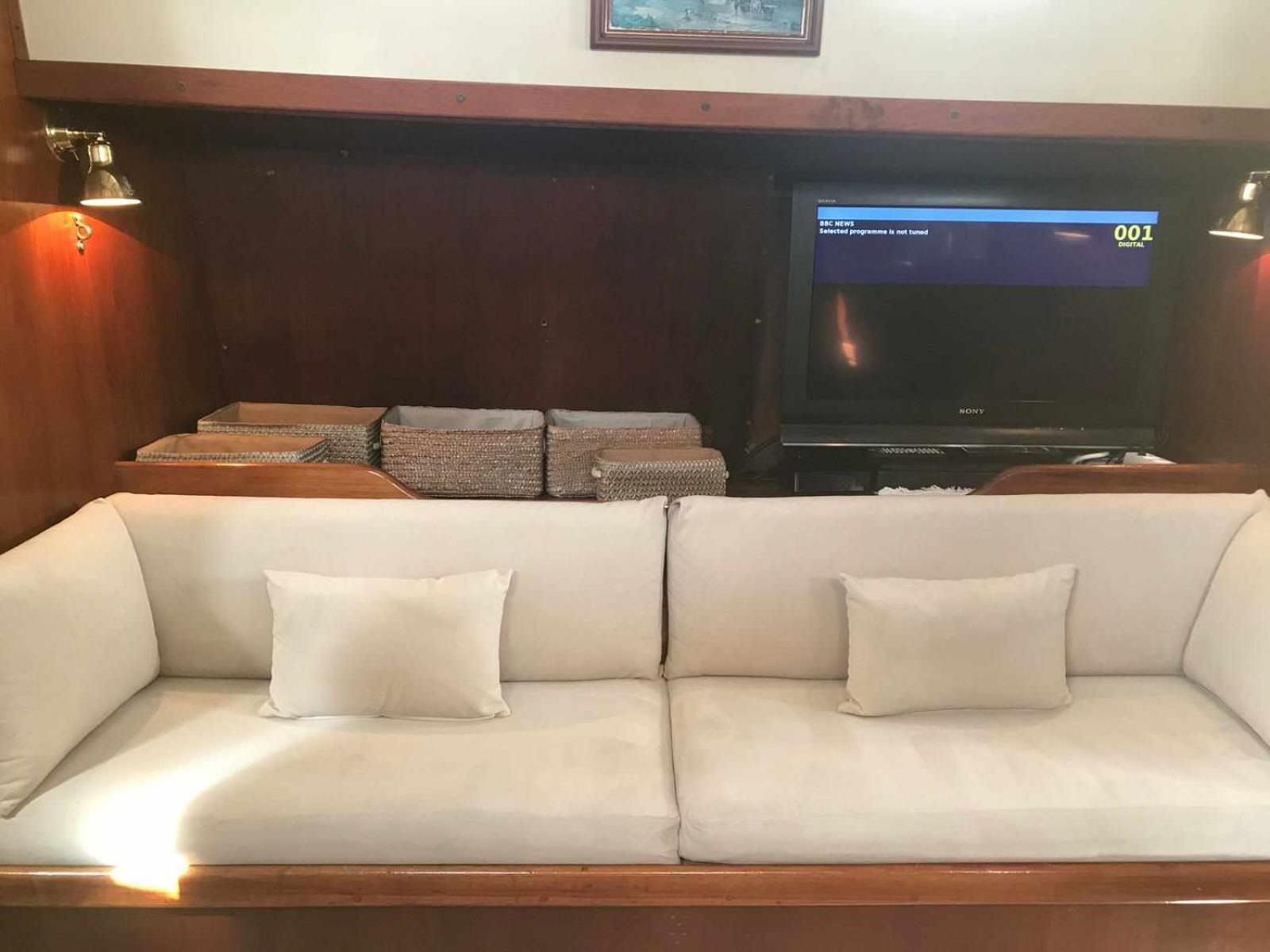 Marina Oasis, Your Boatel Botel *