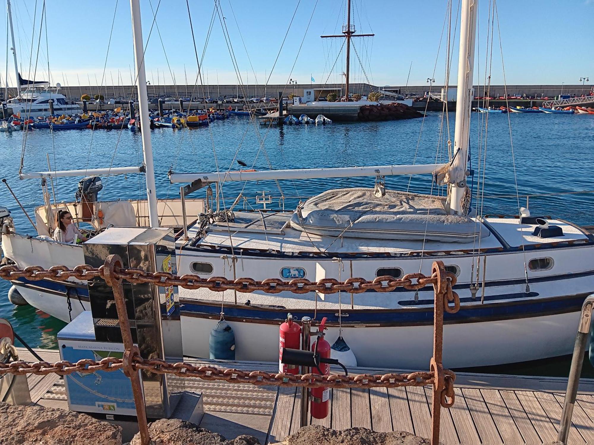 Marina Oasis, Your Boatel *